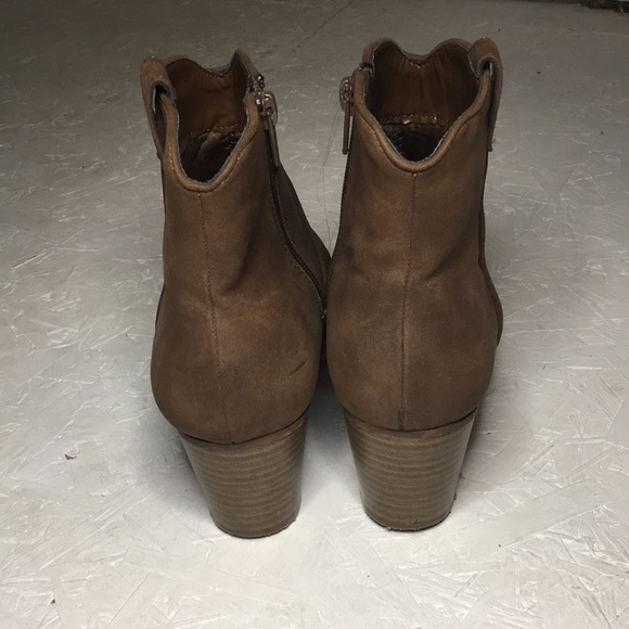 Joe Fresh Ankle Booties - Picture 4 of 16